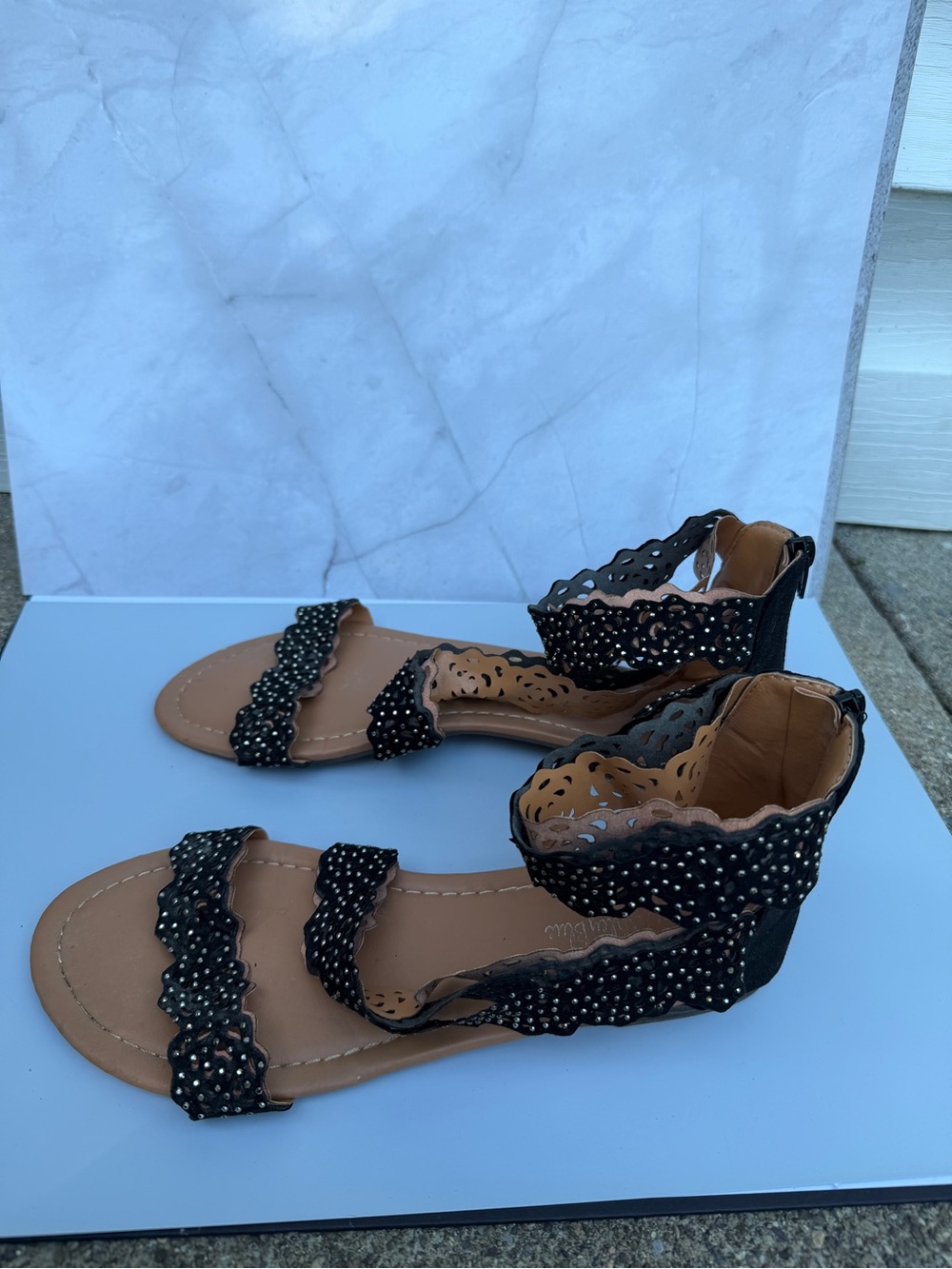 Ashley blue Studded Scallop Ankle-Strap Sandals - Women